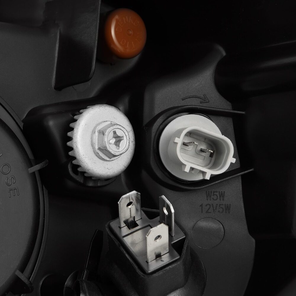 AlphaRex Tundra MKII Pro Series Halogen Headlights Connectors