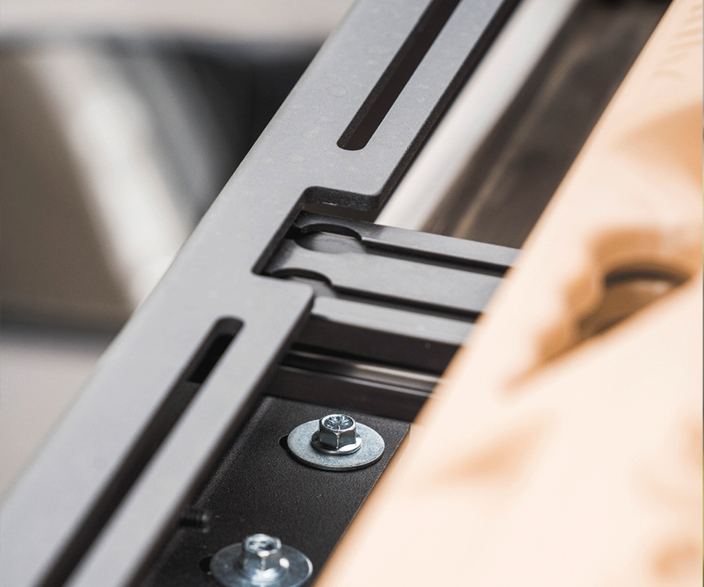 Close View Of The Prinsu Pro Lexus GX550 Roof Rack Crossbars