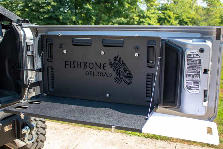 Jeep Wrangler JL Fishbone Tailgate Table for Camping Preparation