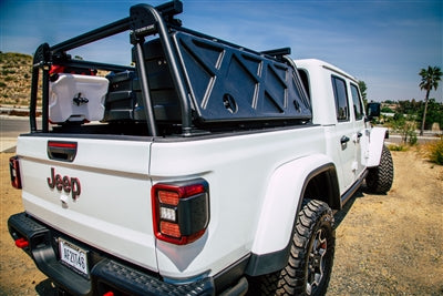 LEITNER DESIGNS - ACTIVE CARGO SYSTEM - JEEP Gladiator -Right Back View Gearboxes