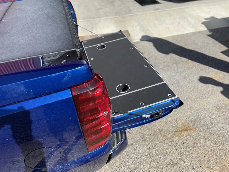Side View Of The BillieBars Avalanche Tailgate Cover