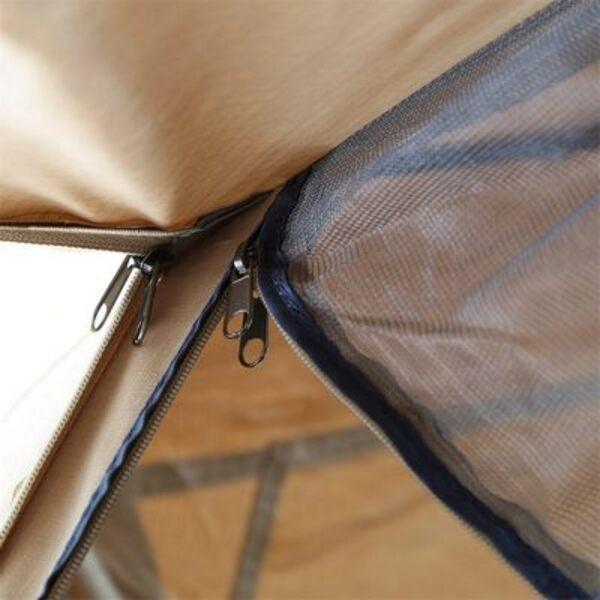 features of the zipper of the smittybilt roof top tent