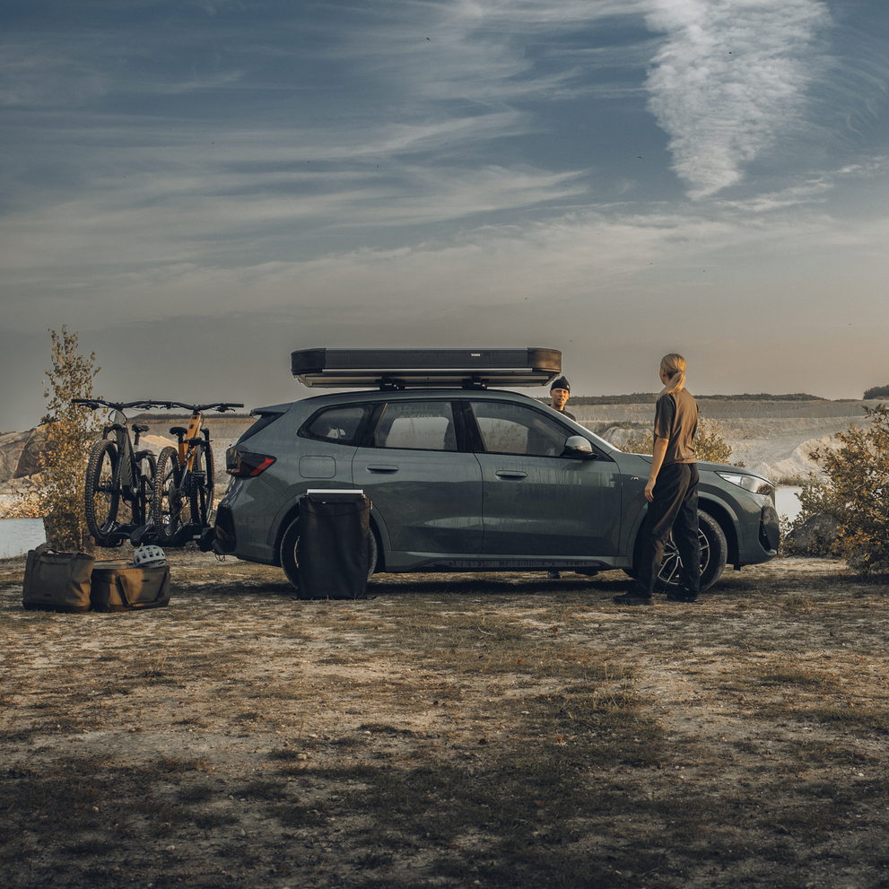 Thule Widesky car rooftop tent lifestyle outdoor setting