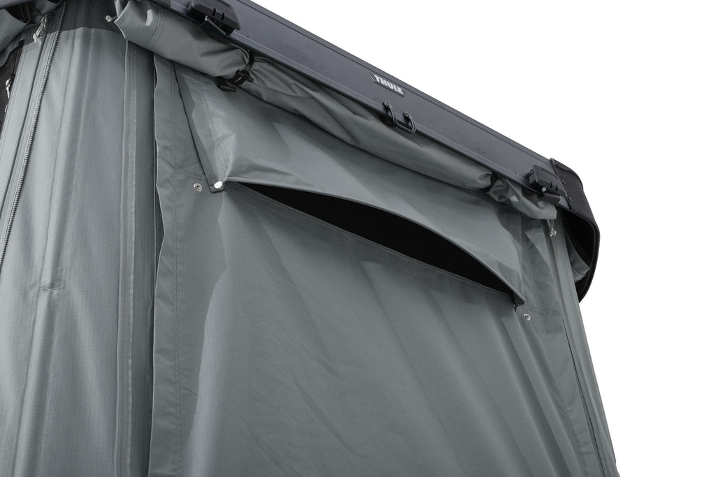 Thule Widesky mesh panels ventilation at doors and windows