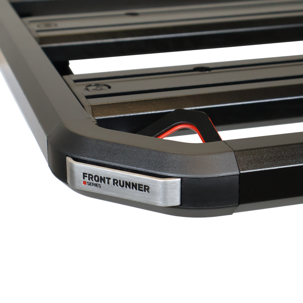 Front Runner Slimline 3 integrated corner tie-down point detail