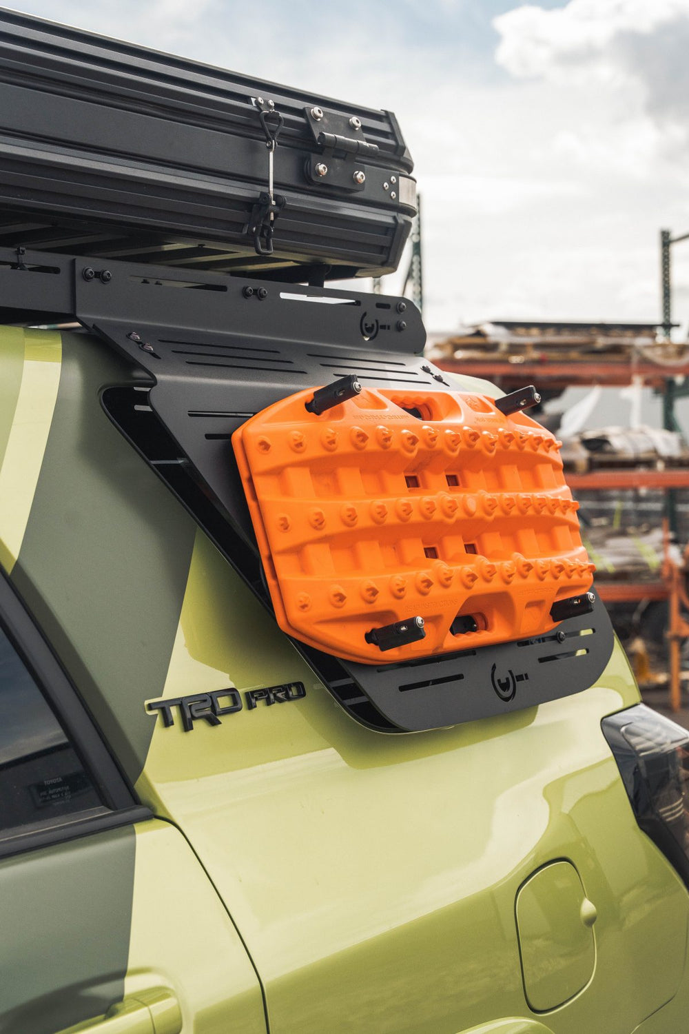 Prinsu Rear Window Molle Panel for Toyota 4Runner 5th Gen Actual Installation