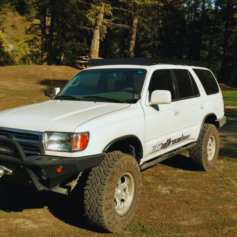 front view of the prinsu 4runner 3rd gen roof rack