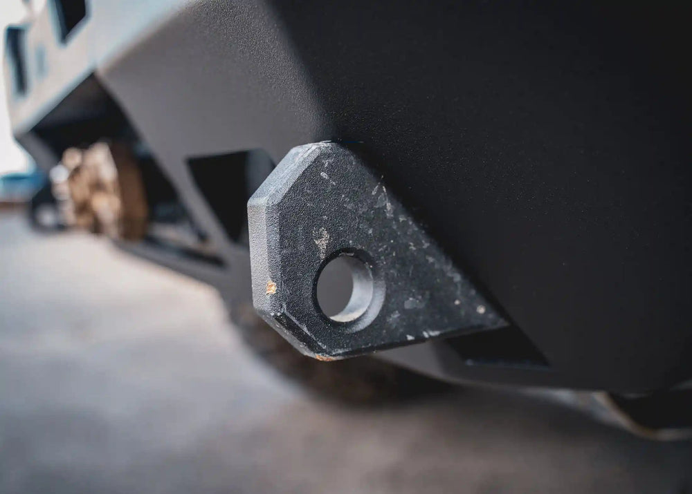 Frame-mounted steel recovery points