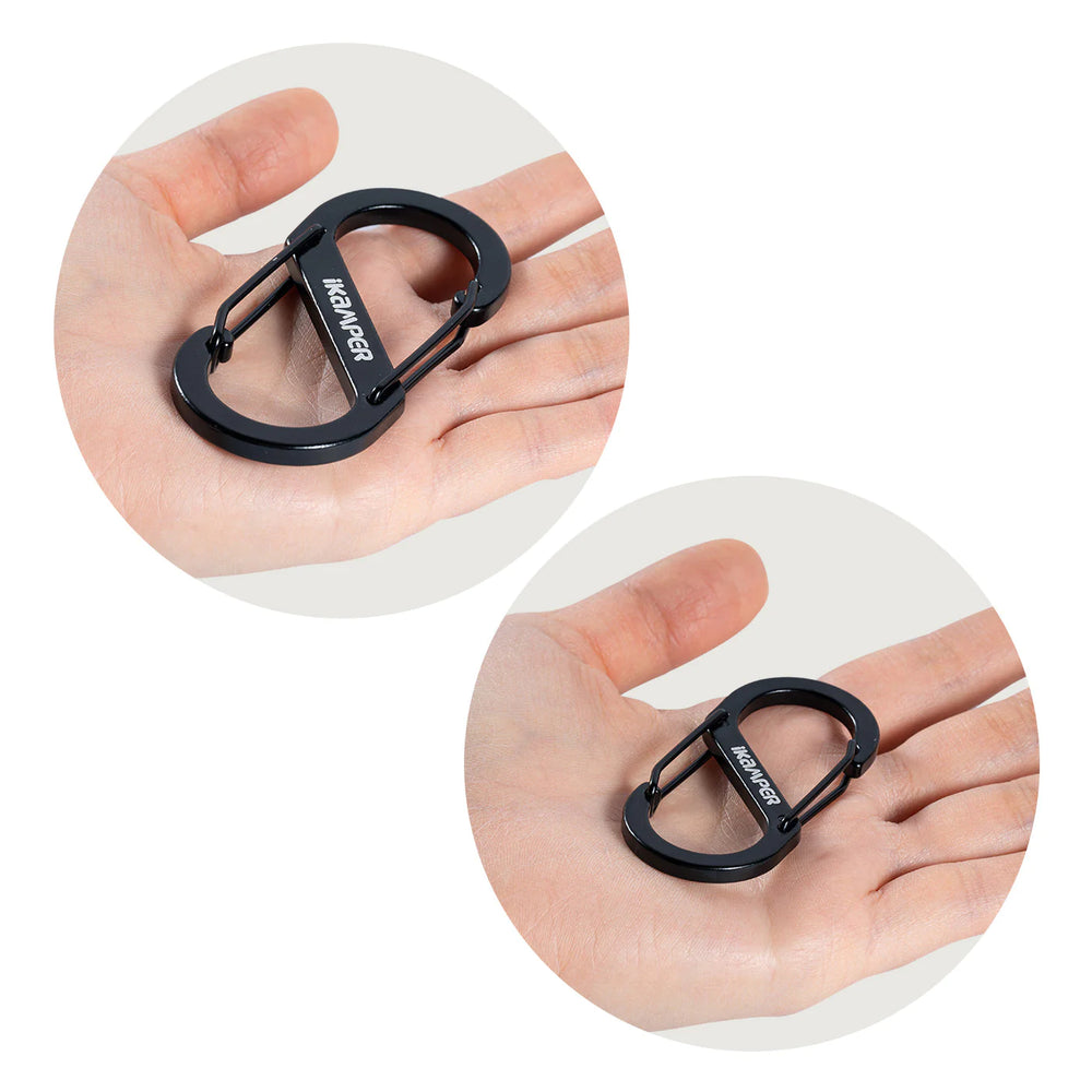 iKamper carabiner set in hand