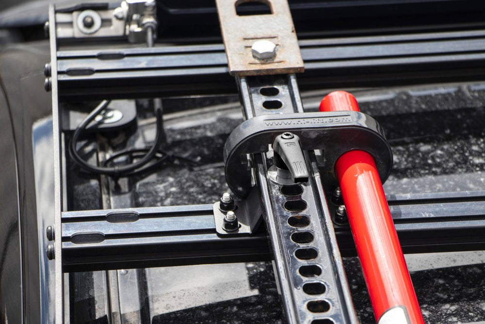 Prinsu Hi Lift Jack with red jack