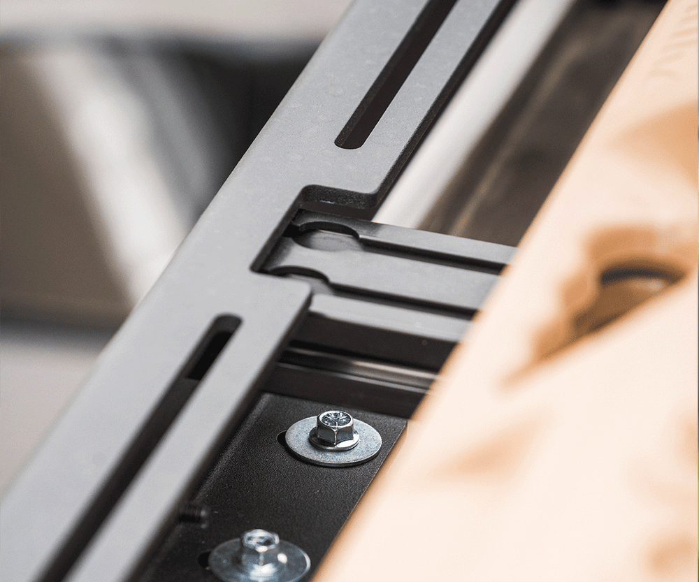 Image highlighting the sturdy and durable design of the prinsu pro roof rack