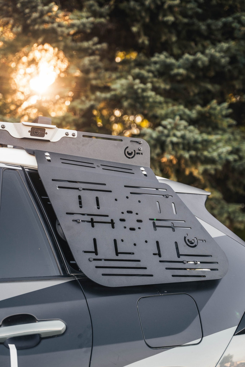 Close up view of the Prinsu Rear Window Accessory Panel