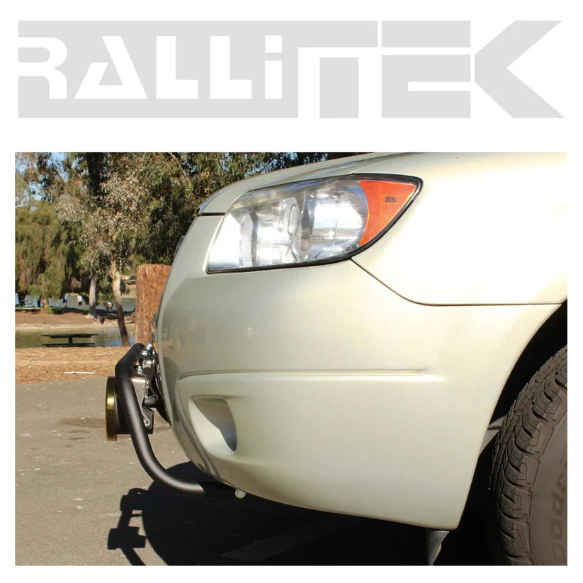 Side view of the rally light bar by ralitek attached on a subaru forester