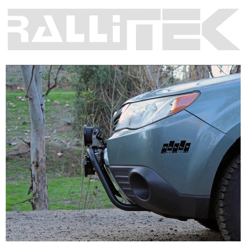 Side view of the rally light bar by ralitek attached on a subaru forester