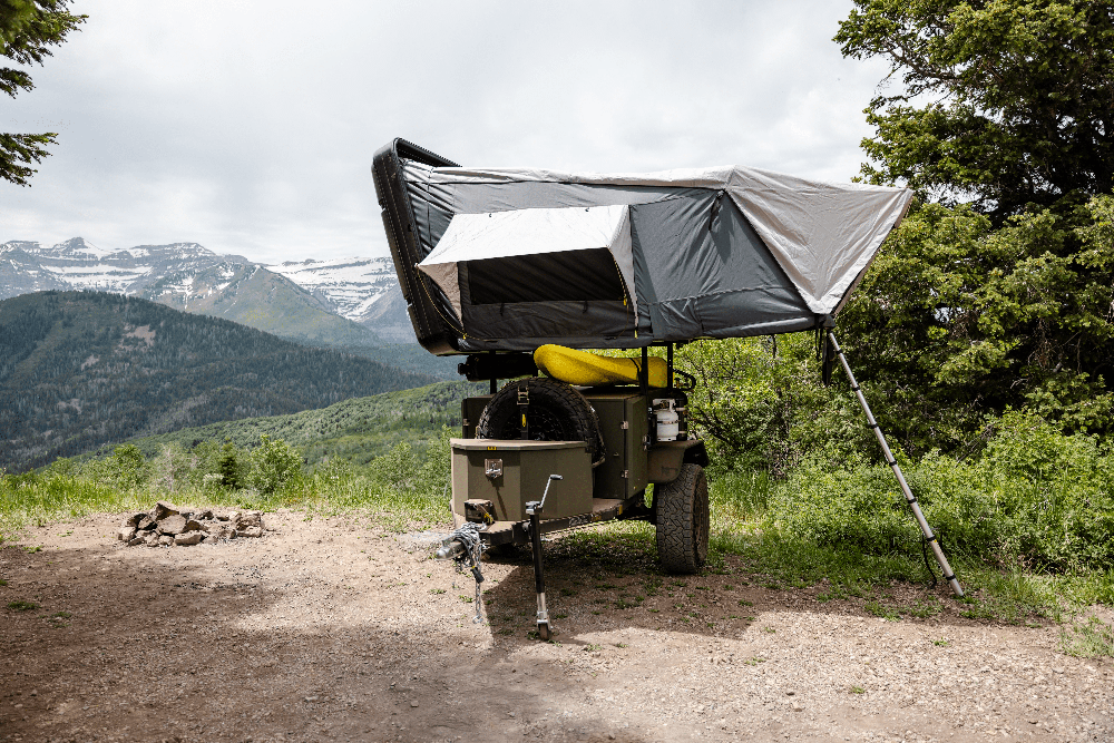Smittybilt Overland XL Hard Shell Tent