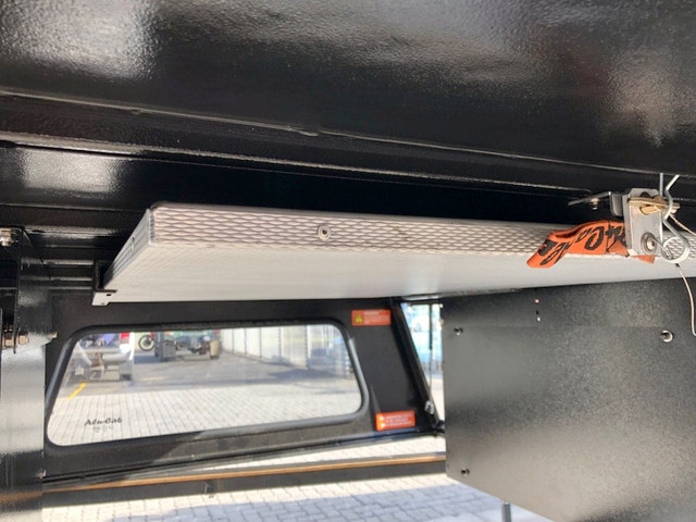 Alu-Cab Ceiling Table Mount Kit