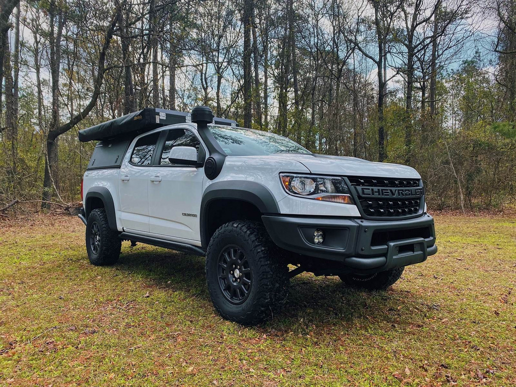 Alu-Cab Colorado Canyon Explorer Canopy Installed