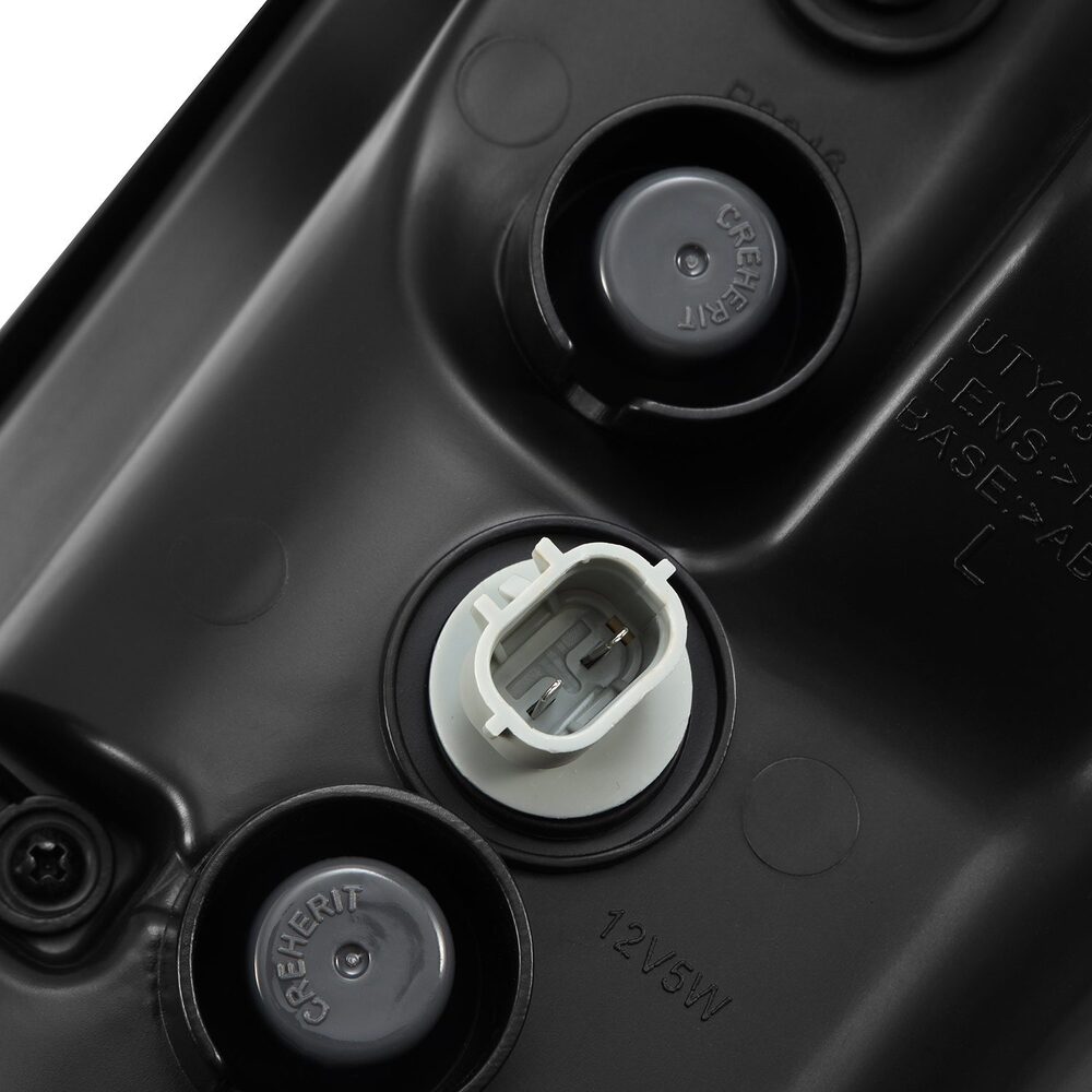AlphaRex LUXX Series LED Tail Lights Connector