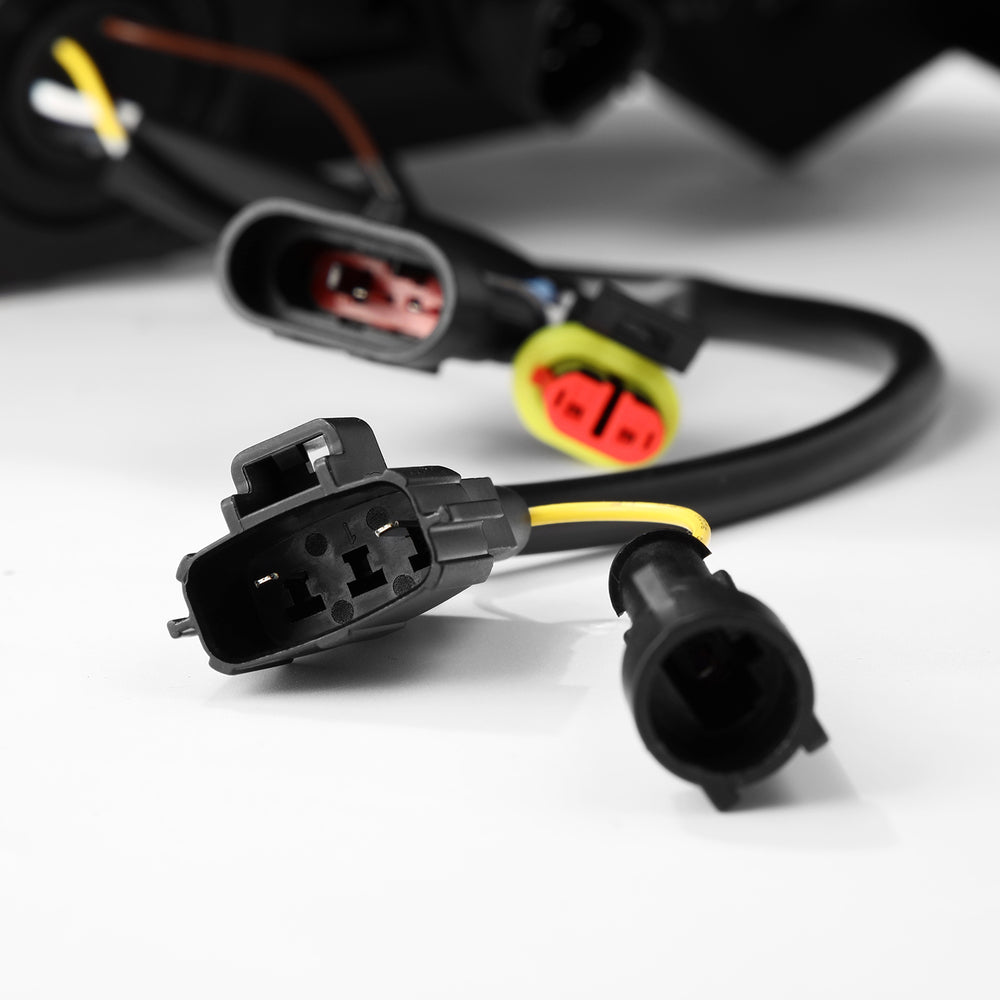 AlphaRex MKII LUXX Tundra/Sequoia Headlights Connectors