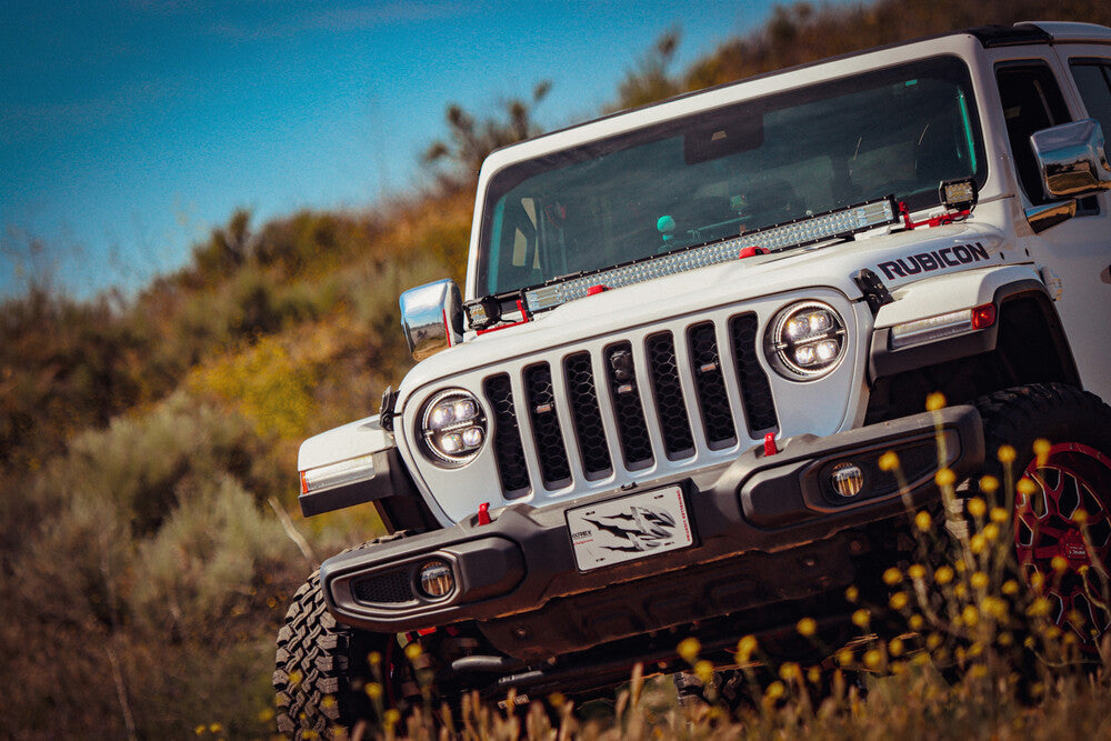 AlphaRex NOVA Series Wrangler/Gladiator Headlights Installed On A Rubicon