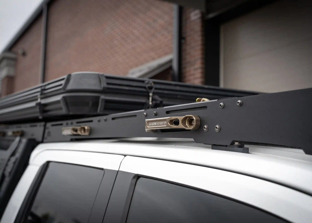 Integrated grab handle cutouts