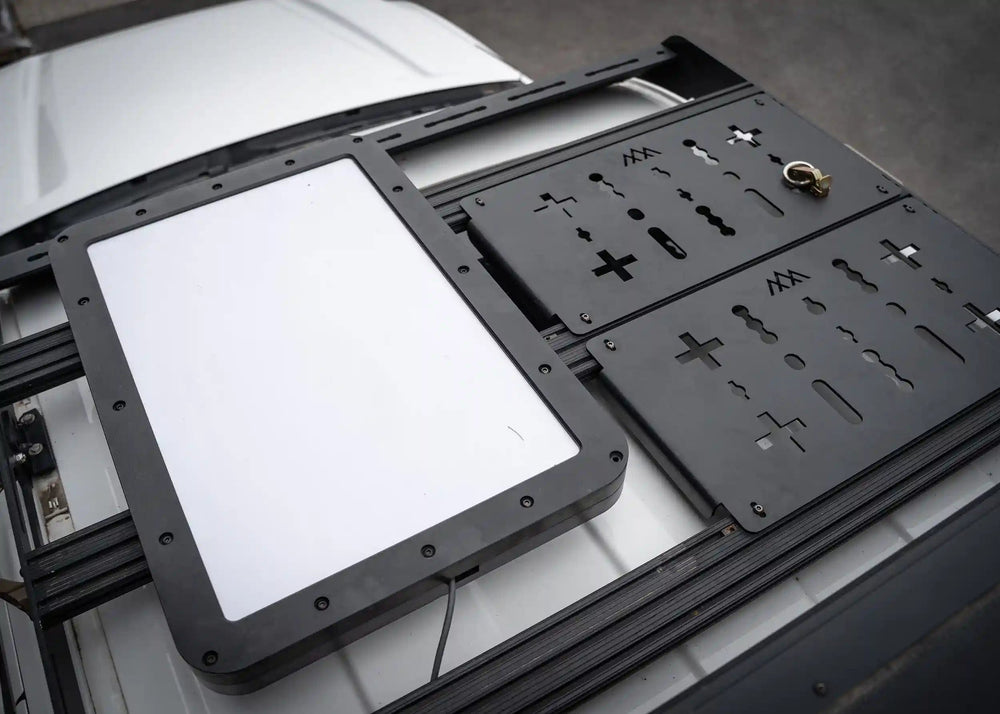 DRIFTR rack with Starlink mount