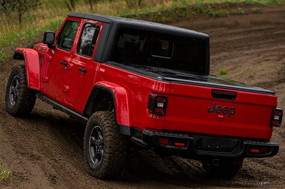 Fas-Top Traveler Truck Tonneau & Topper For Jeep With The Tonneau Cover Deployed