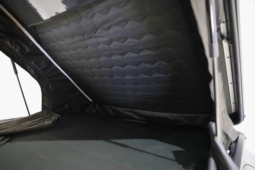 Free Spirit Recreation FSR Aspen Pro XL Rooftop Tent