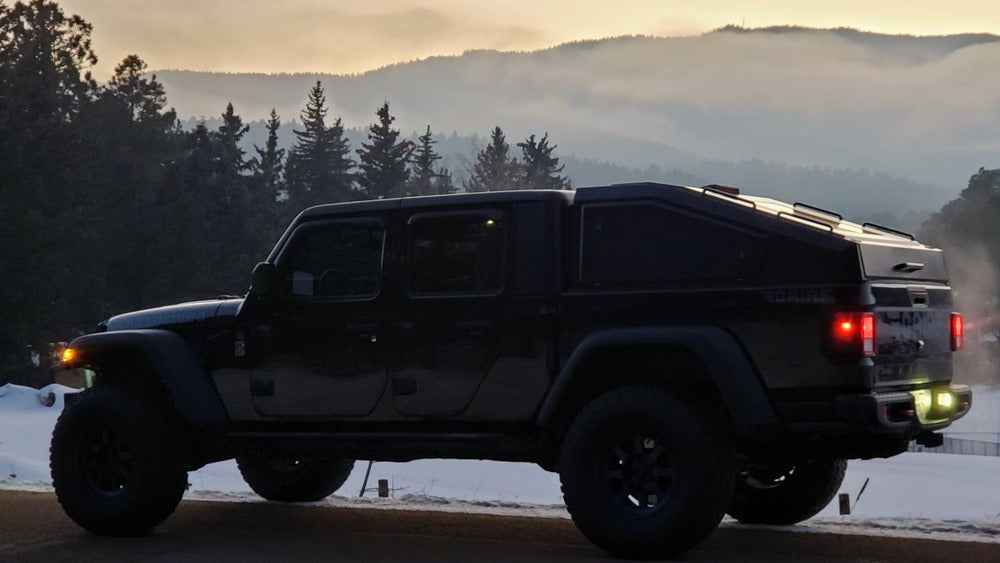 GAIA Jeep Gladiator Camper Shell - Shadow Top Fastback | Off Road Tents