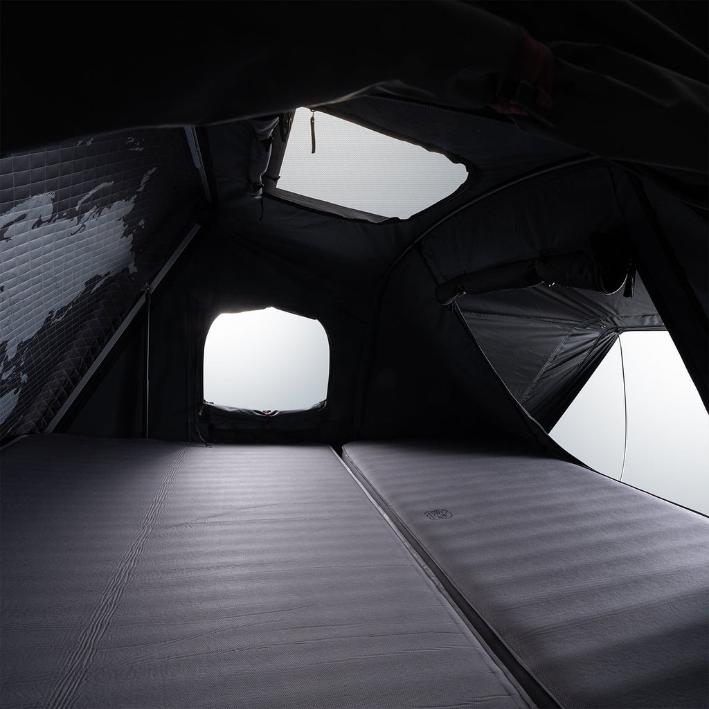 iKamper DLX 4 Person Roof Top Tent