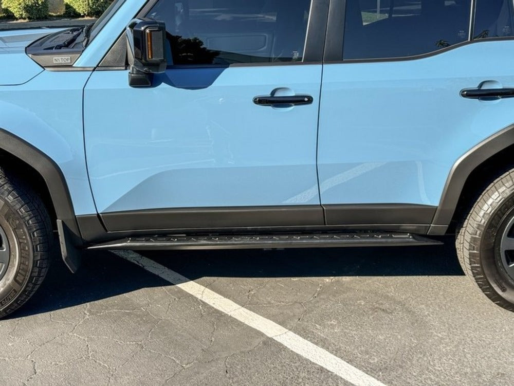 Side View Of The Mounted NYTOP Lexus GX550/Toyota Land Cruiser Rock Sliders