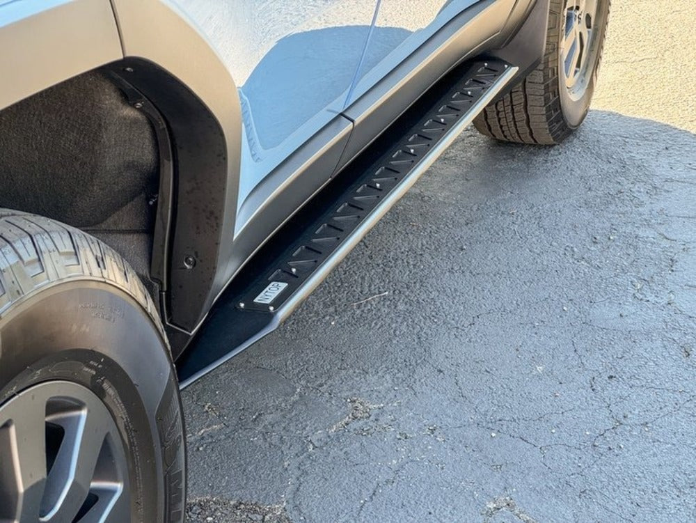 NYTOP Lexus GX550/Toyota Land Cruiser Rock Sliders Mounted