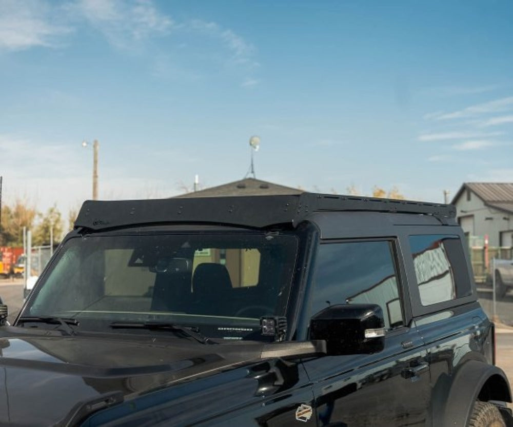 Close Up View Of The Prinsu Pro Ford Bronco hardtop 2 Door Roof Rack