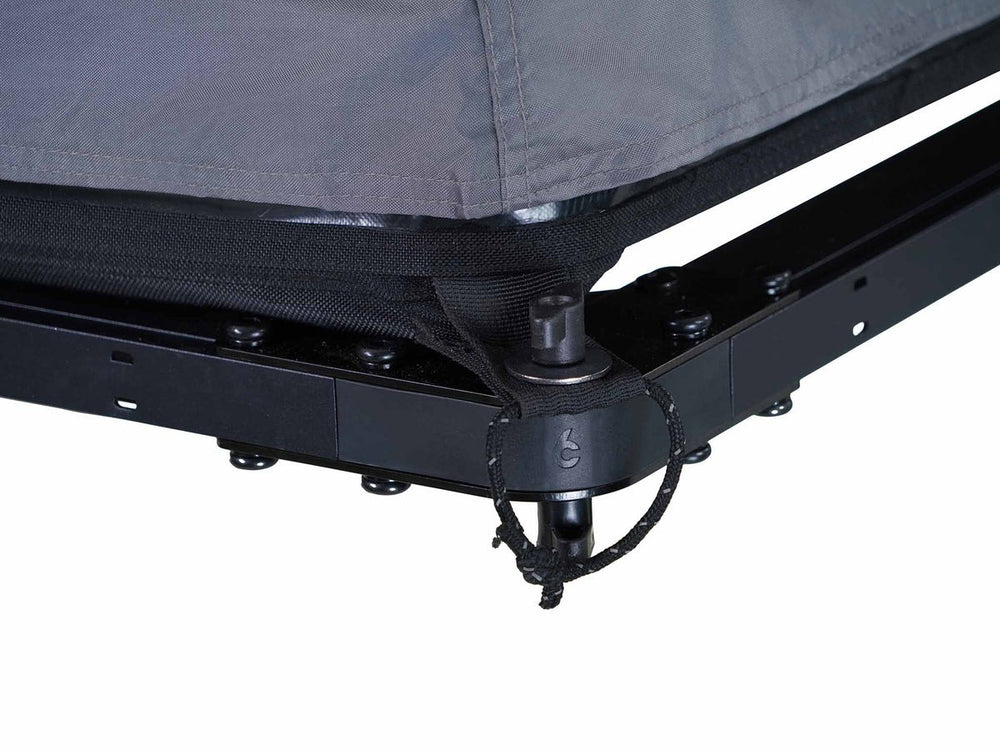 platform attachment of the C6 Rev Roof Top Tent X