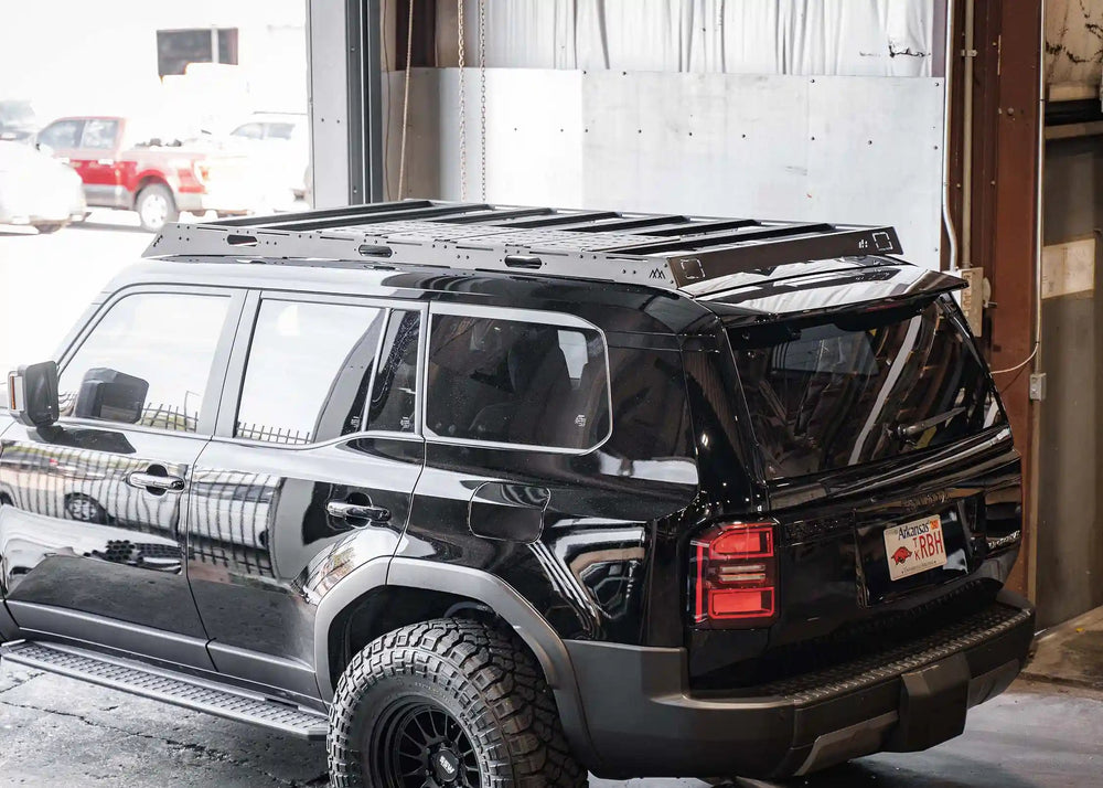 Side profile of DRIFTR LC250 roof rack