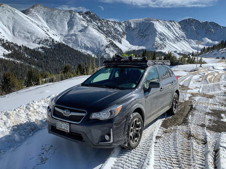 Platform roof rack alpha in practical use in the mountains