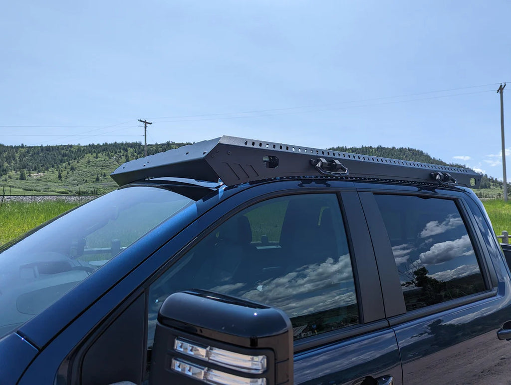 Image highlighting the stainless steel grab handle of the zulu roof rack