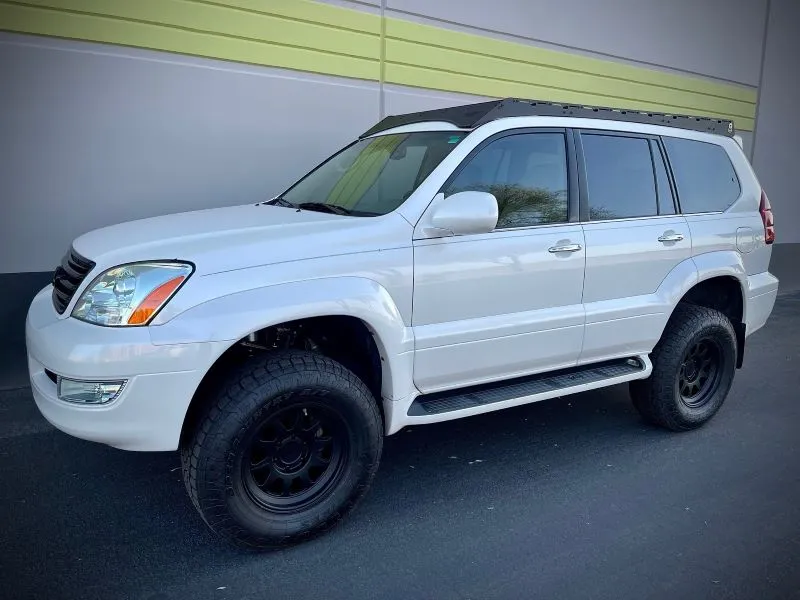 Side View Of The Mounted Westcott Designs Lexus GX470 Modular Roof Rack