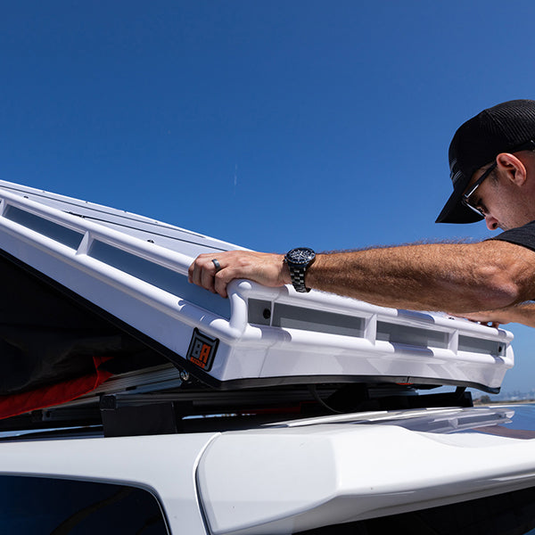 opening the badass convoy roof top tent