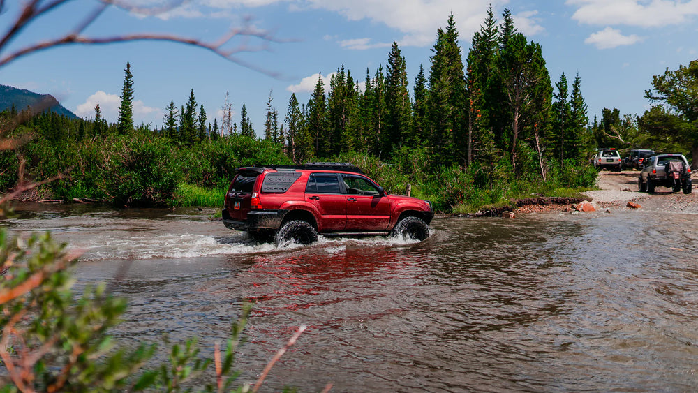 4th Gen 4Runner With Window Panel in Water