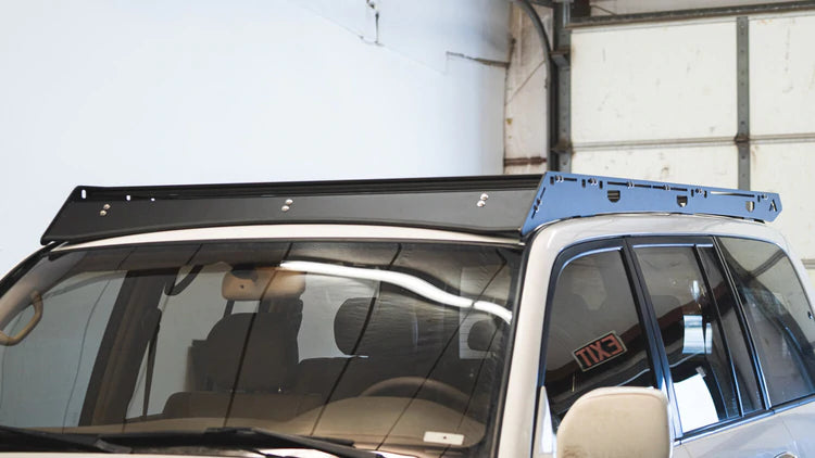 Full-length aluminum roof rack
