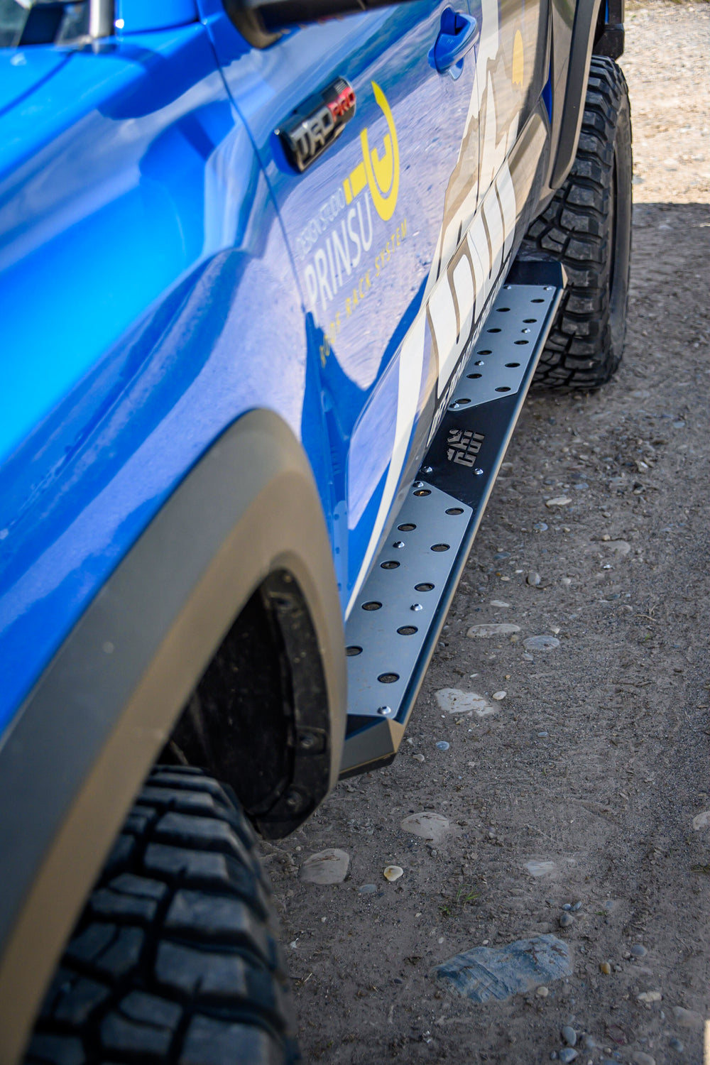 Installed sample of Side Steps for Toyota Tacoma CBI Offroad Fab