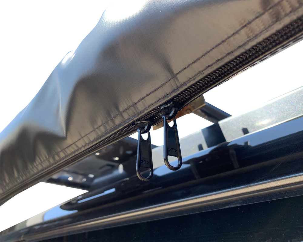 Guana Awning Closed Zipper Close Up