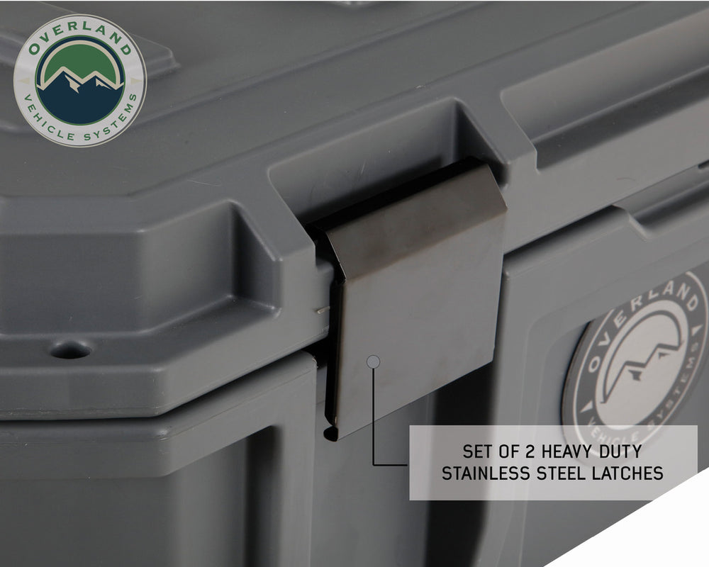 Overall Dry Box Storage 95 Quart Stainless Steel Latches