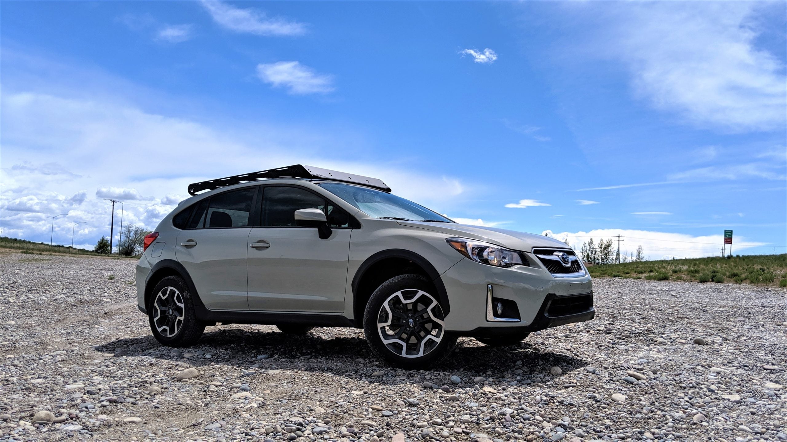 Subaru xv clearance roof box
