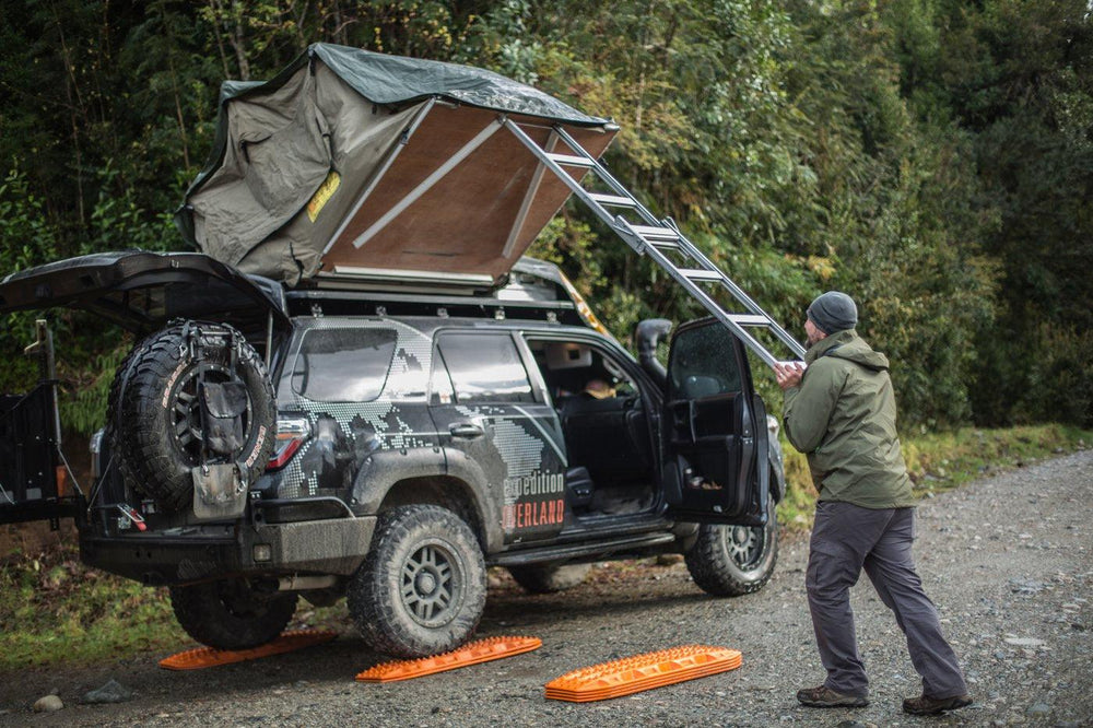 Series 3 Roof Top Tent - 5 Sizes Available - From 2 to 5 Person Capacity - by Eezi-Awn