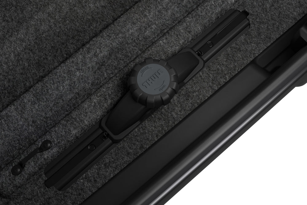Thule Vector Alpine Rooftop Cargo Carrier Safety Lock Close Up