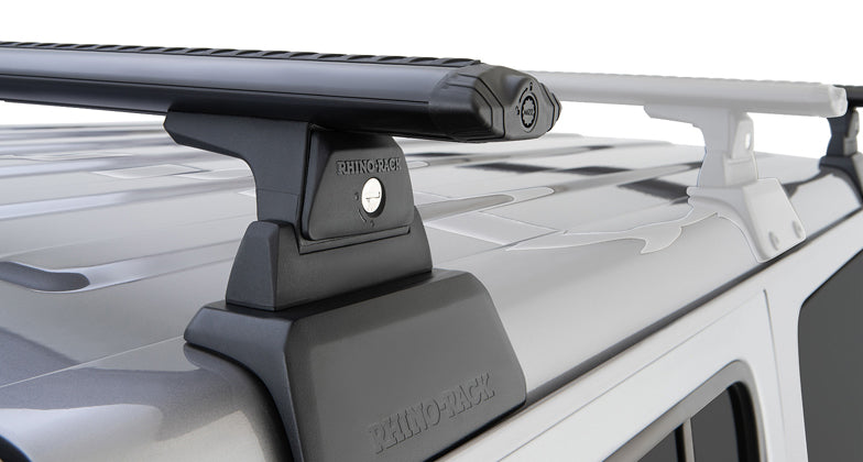 Vortex RLT600 Black 2 Bar Backbone Roof Rack Zoomed In