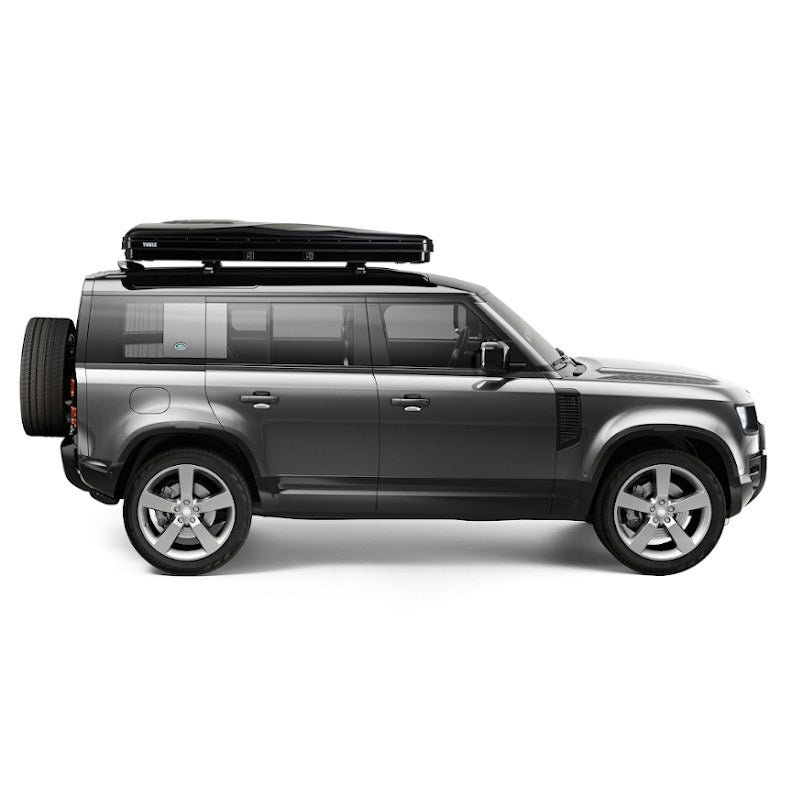 side view of a closed thule hardshell rtt