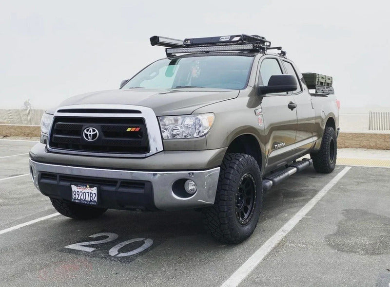 Front View Of The Toyota Tundra With BillieBars Bed Bars